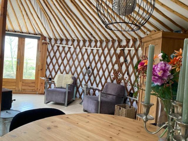 Yurt Klyndobbe Bed & Breakfast Veenwoudsterwal Exterior photo